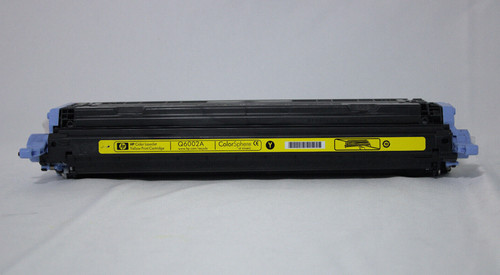 124a toner yellow color - hp,